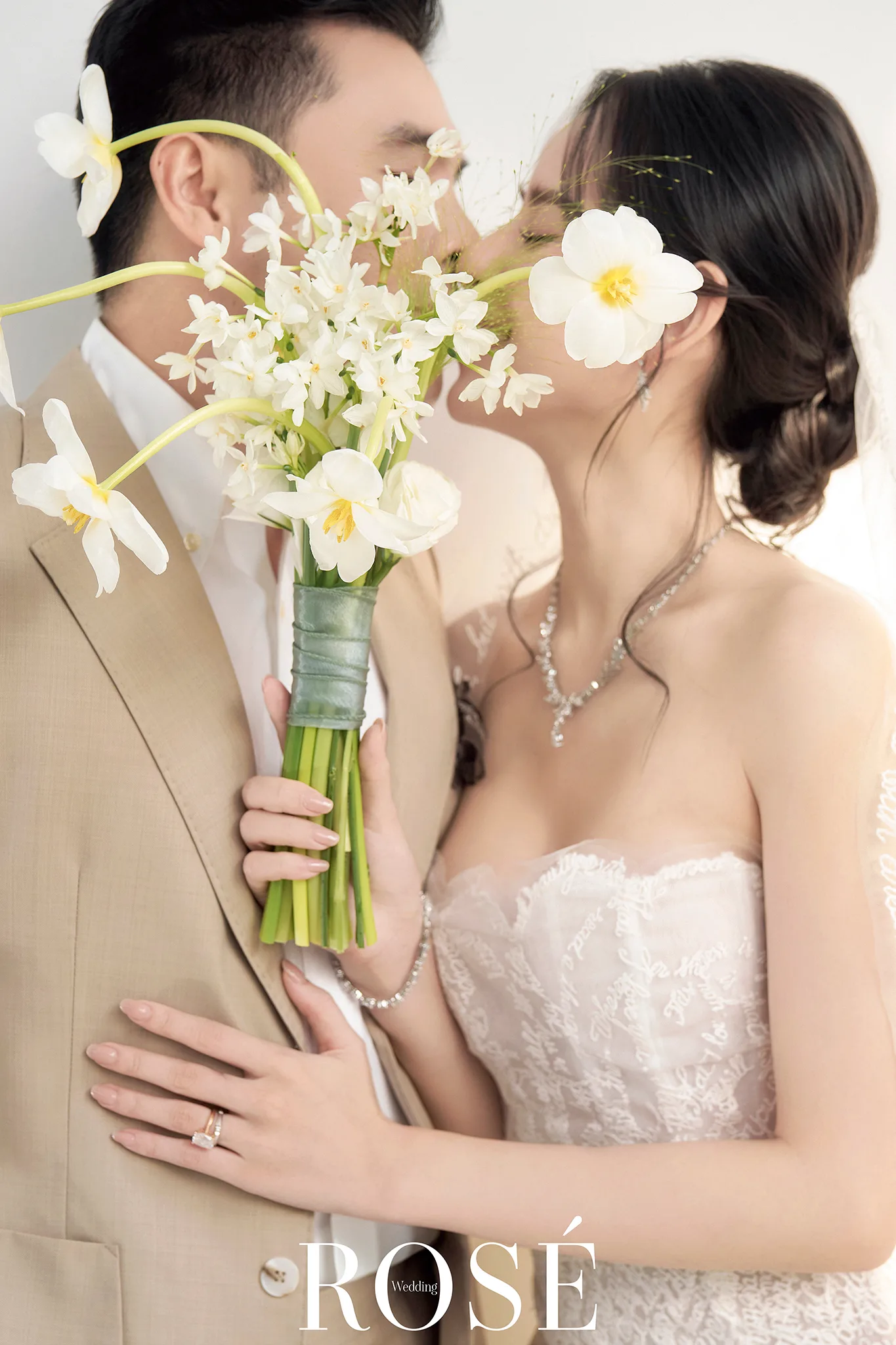 Chuyện của Hương & Liên · Rosé Wedding